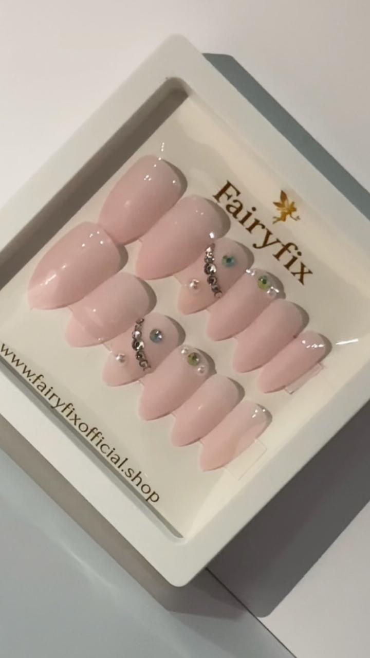 Premium Matte Acrylic Nails – Long-Lasting, Salon-Style Glam at Home - Fairyfixofficial