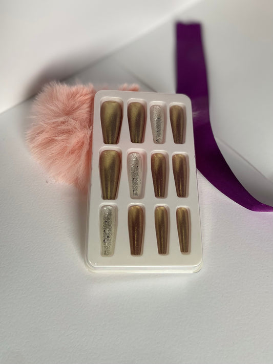 Imported Matte with Shinning Nails Combo – Long-Lasting, Salon-Style Glam at Home - Fairyfixofficial