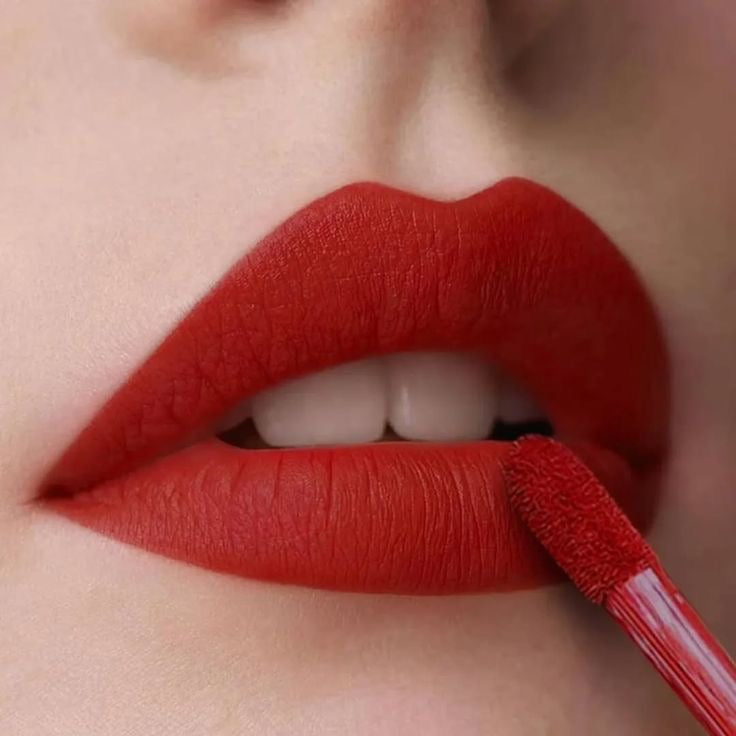 Double Sided Ultra Shine and Matte Lip Gloss – A+ Premium Huda Beauty-Inspired Formula | Non-Sticky & Long-Lasting - Fairyfixofficial