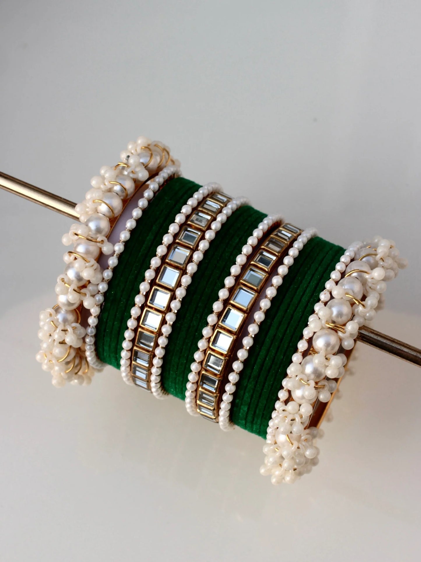 Kundan majesty Bangle Set - Dark Green - Fairyfixofficial