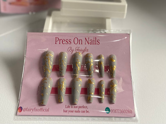 Premium Gold Pattern Korean Nails – Long-Lasting, Salon-Style Glam at Home - Fairyfixofficial