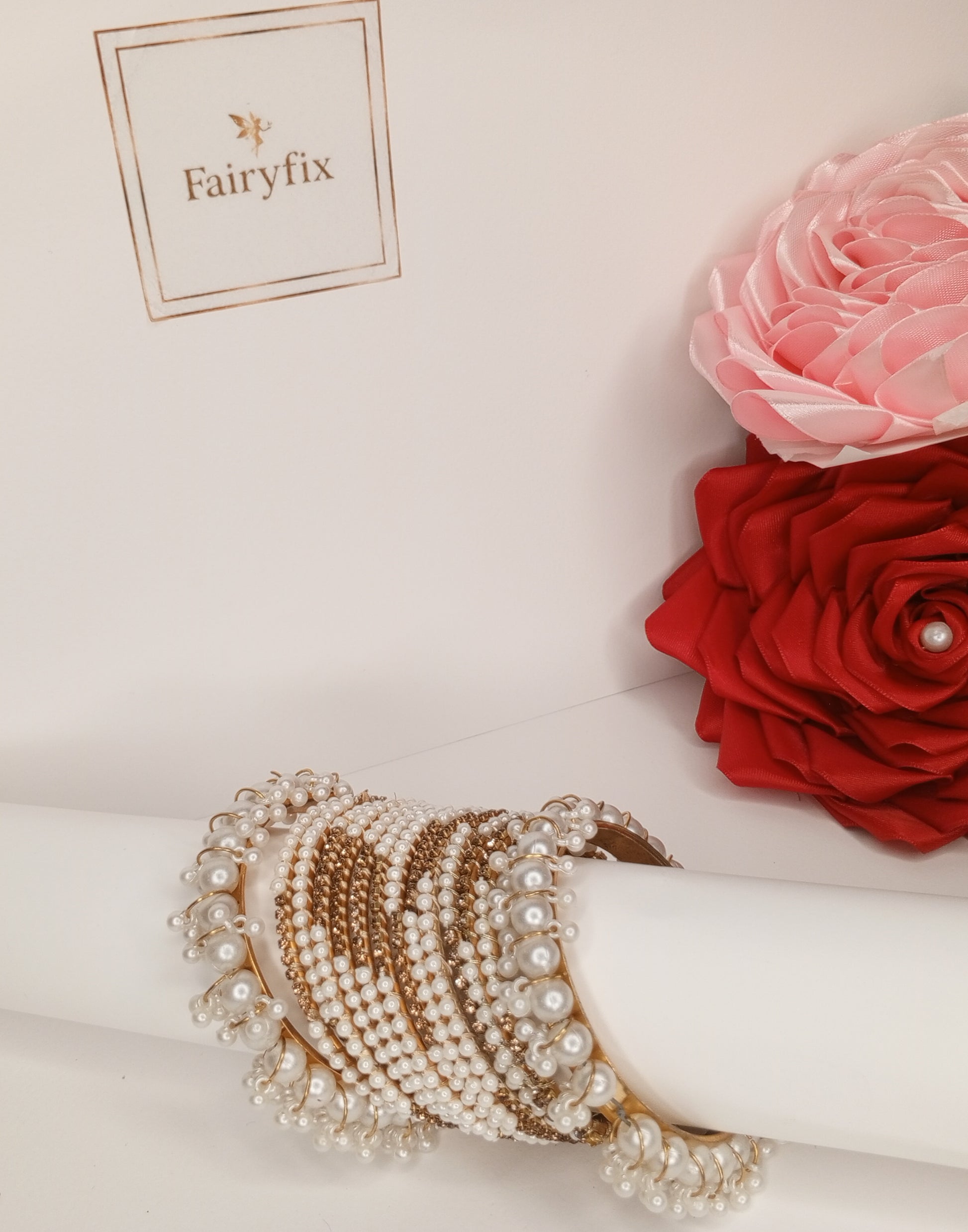 Bangles choorian with white Gajra Kara ✨| Two Dozen in each set🫶🏻 - Fairyfixofficial